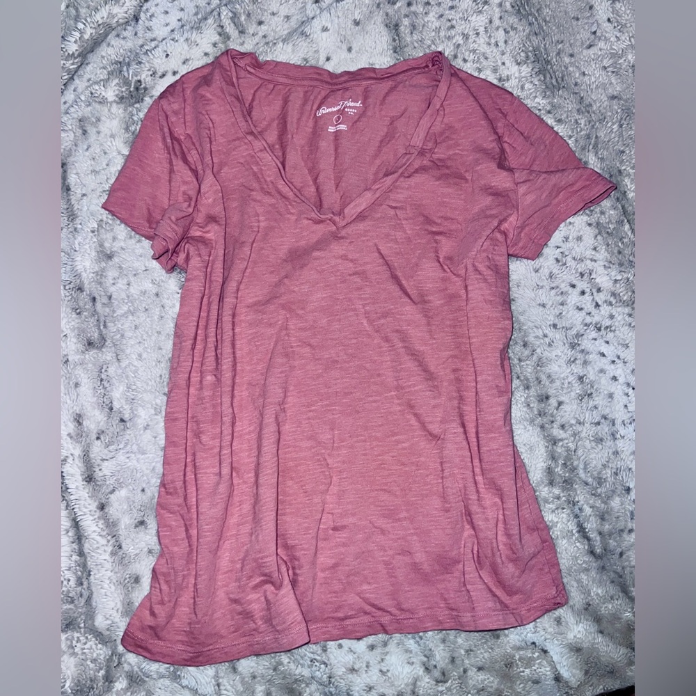 Universal Thread - Pink V Neck Shirt - Size Large